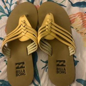 Billabong flip flops